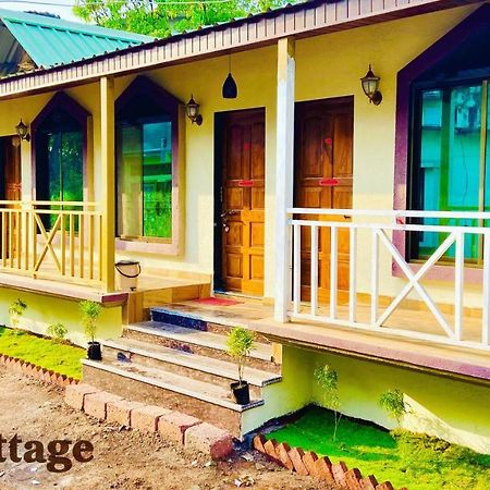 Asbii Cottage Mumbai Bagian luar foto
